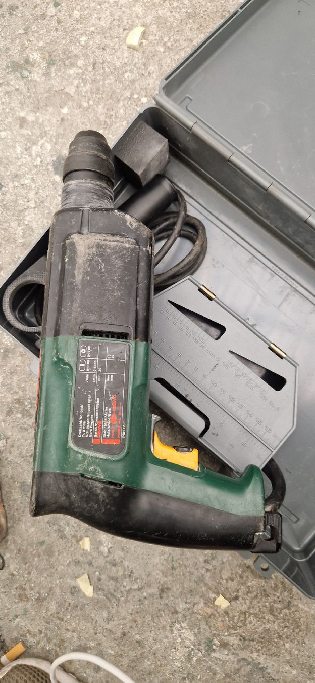 Bosch Trapani: Bosch Schlagbohrmaschine – Usato da Romanshorn venduto da fag_gnd6 1