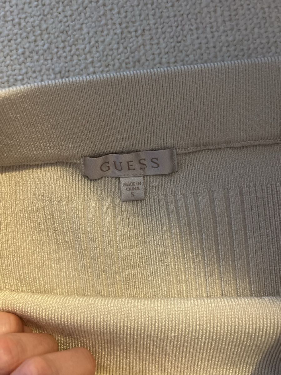 Guess Gonne: Guess skirt Size S – Nuovo (secondo la descrizione) da Zurich venduto da amf_k7k2 2