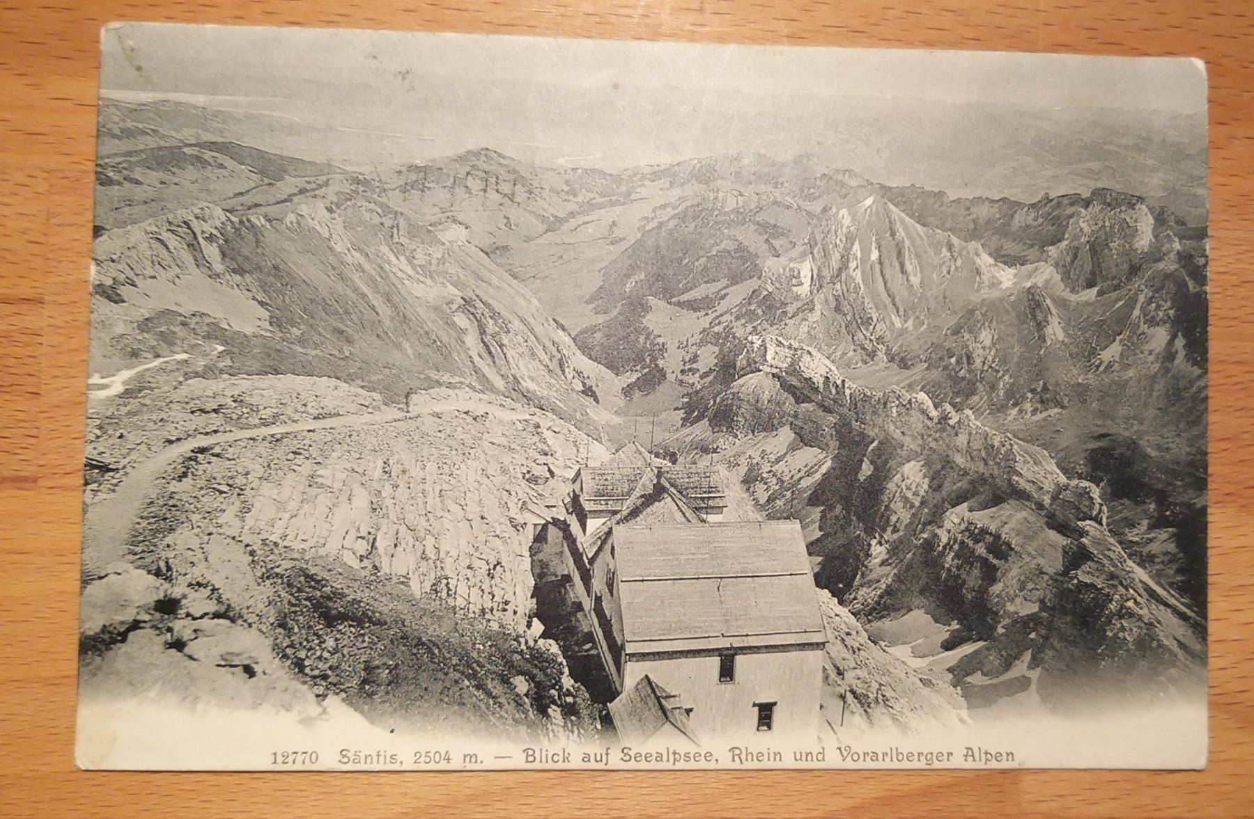 Cartoline postali: Appenzell Stabstempel, Vignette, Hotelpost – Usato da Unterägeri venduto da PhilatelieStudiger 1
