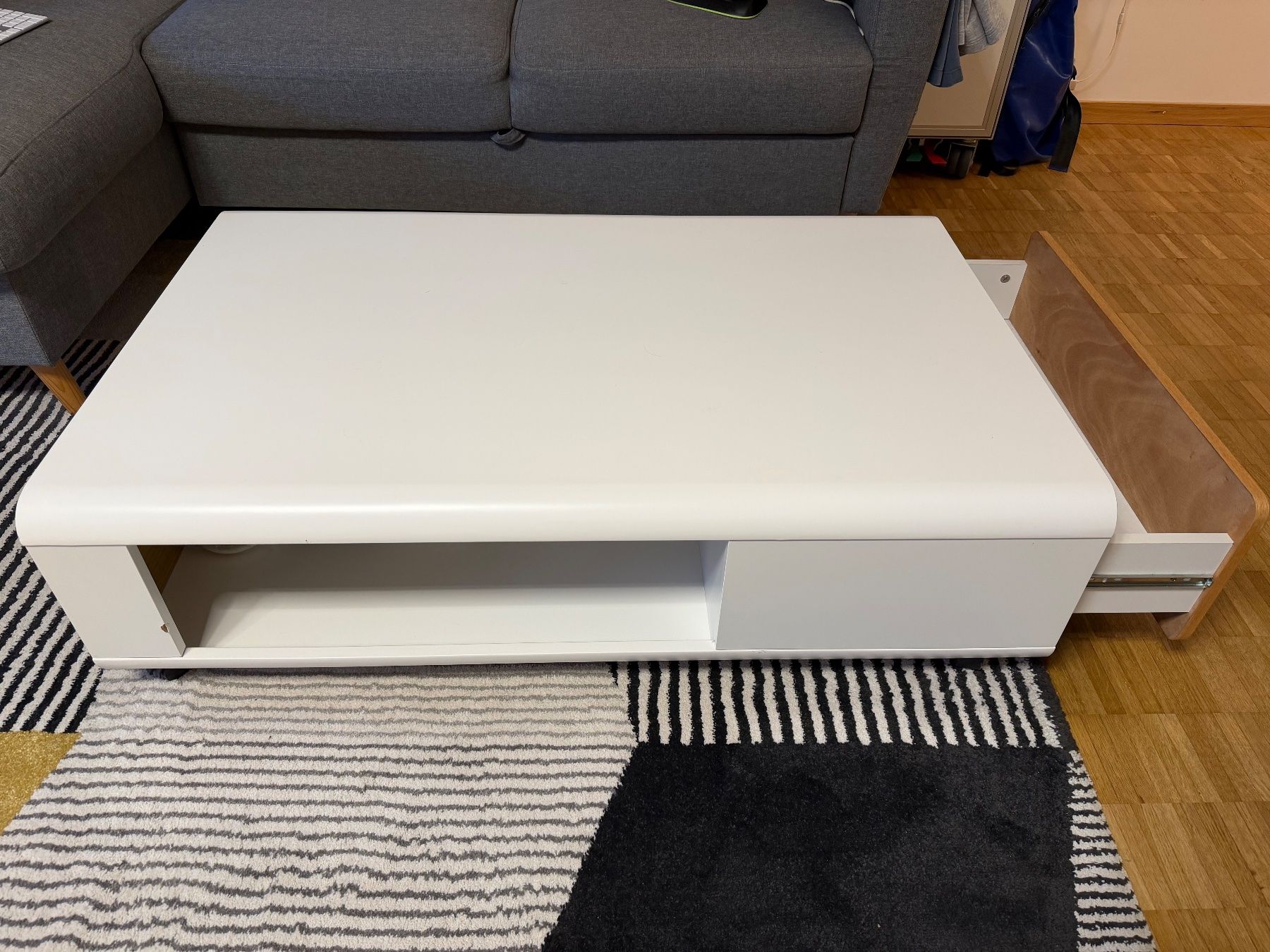 Tables: Couchtisch/Table basse – D'occasion à Zürich par hfang