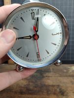 Wunderschöner Wecker Nr43 Made in China Reveil Diamond?