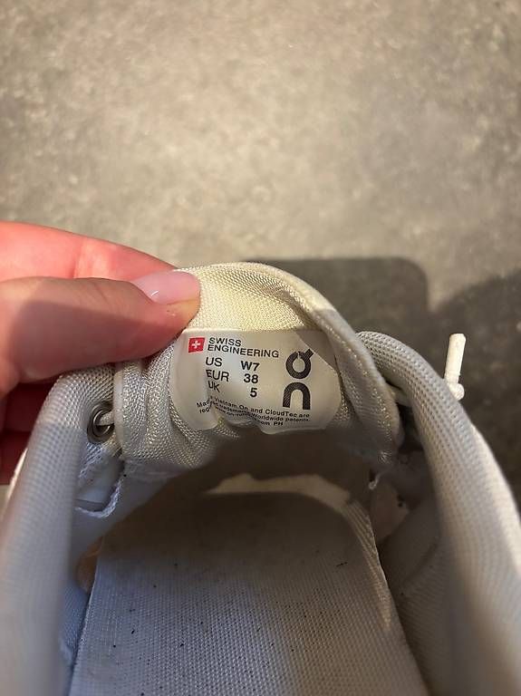 Scarpe da donna: On Laufschuhe Damen – Usato da Kriessern venduto da Olifribi 3
