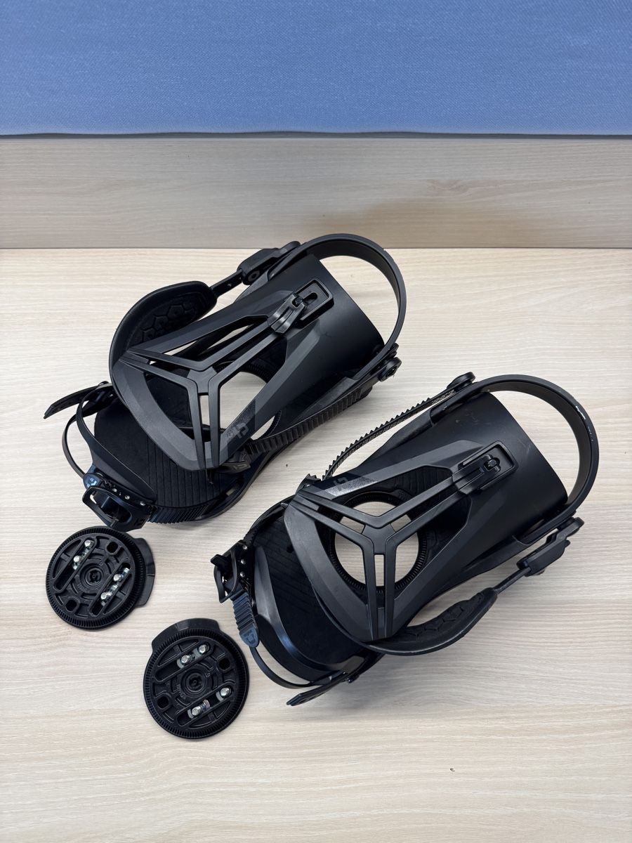 Macchine rilegatrici: Union snowboard bindings - great condition  – Nuovo (secondo la descrizione) da Clarens venduto da Ian_calvin 1