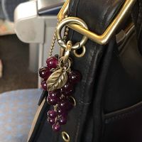 NEU: Traube/Grape Bag Charm/Taschen Schmuck handmade