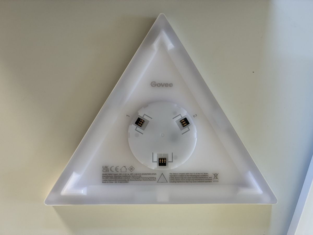Govee Lampen: Govee Glide Triangle Light 2er Pack – Gebraucht aus Alpnachstad von Poetter 2