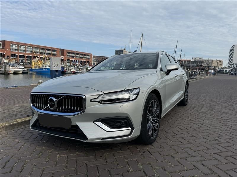 Volvo Automobili: Volvo V60 Mild Hybrid – Usato da Binningen venduto da hja_8y59