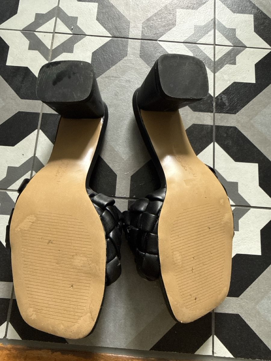 Scarpe da donna: Tosca Blu Pantoletten 37 Schnäppchen – Nuovo (secondo la descrizione) da winterthur venduto da insegnantevolante 2