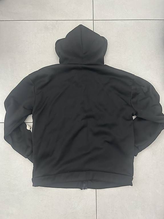Vestes: Felpa nera ricamata con zip – Neuf avec emballage d'origine à Bellinzona par oskd925 1