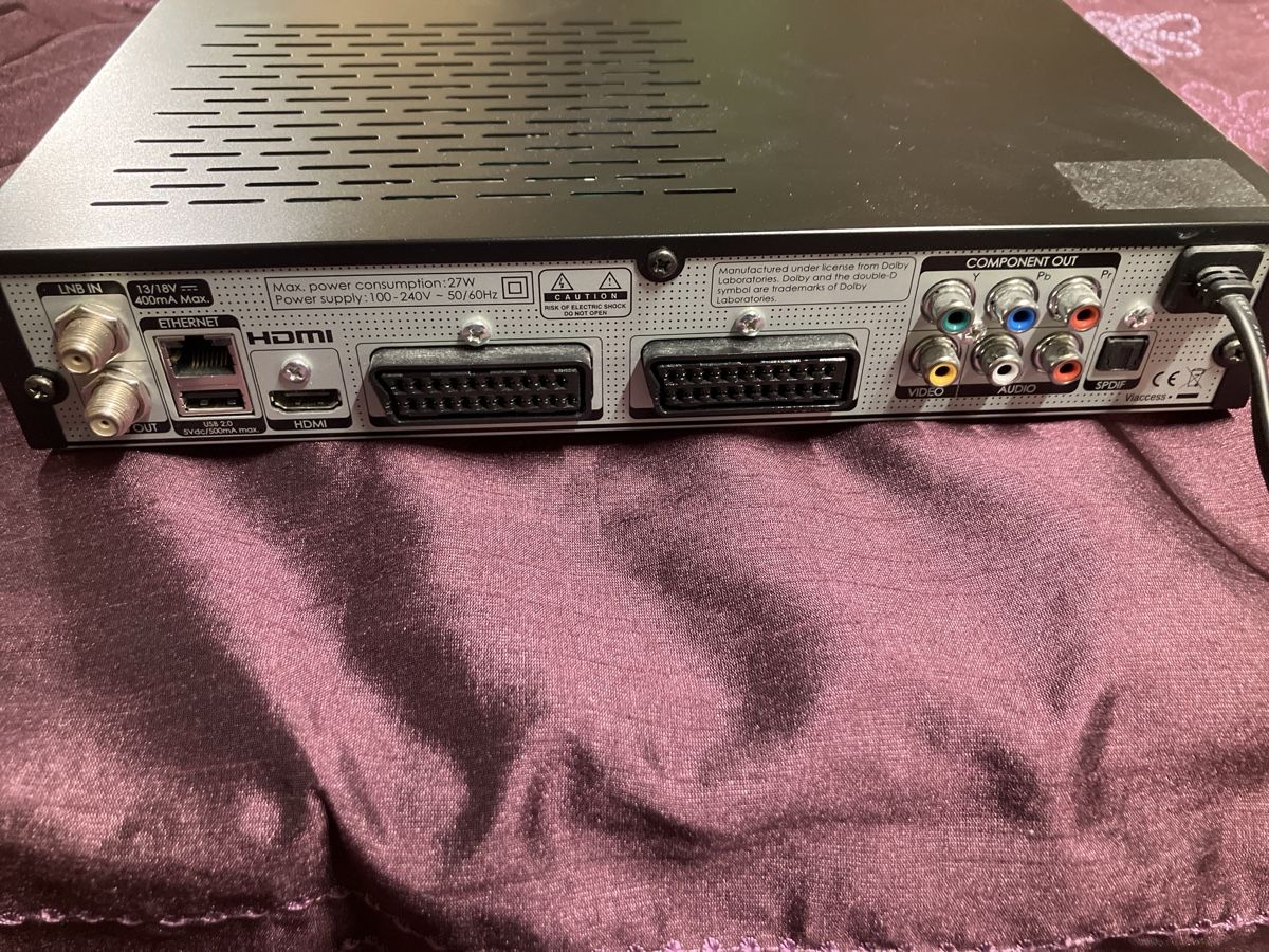 Humax Ricevitori: Humax Sat Receiver VAHD-5300 – Usato da Erlenbach im Simmental! venduto da Simmentaler-Perlen 4