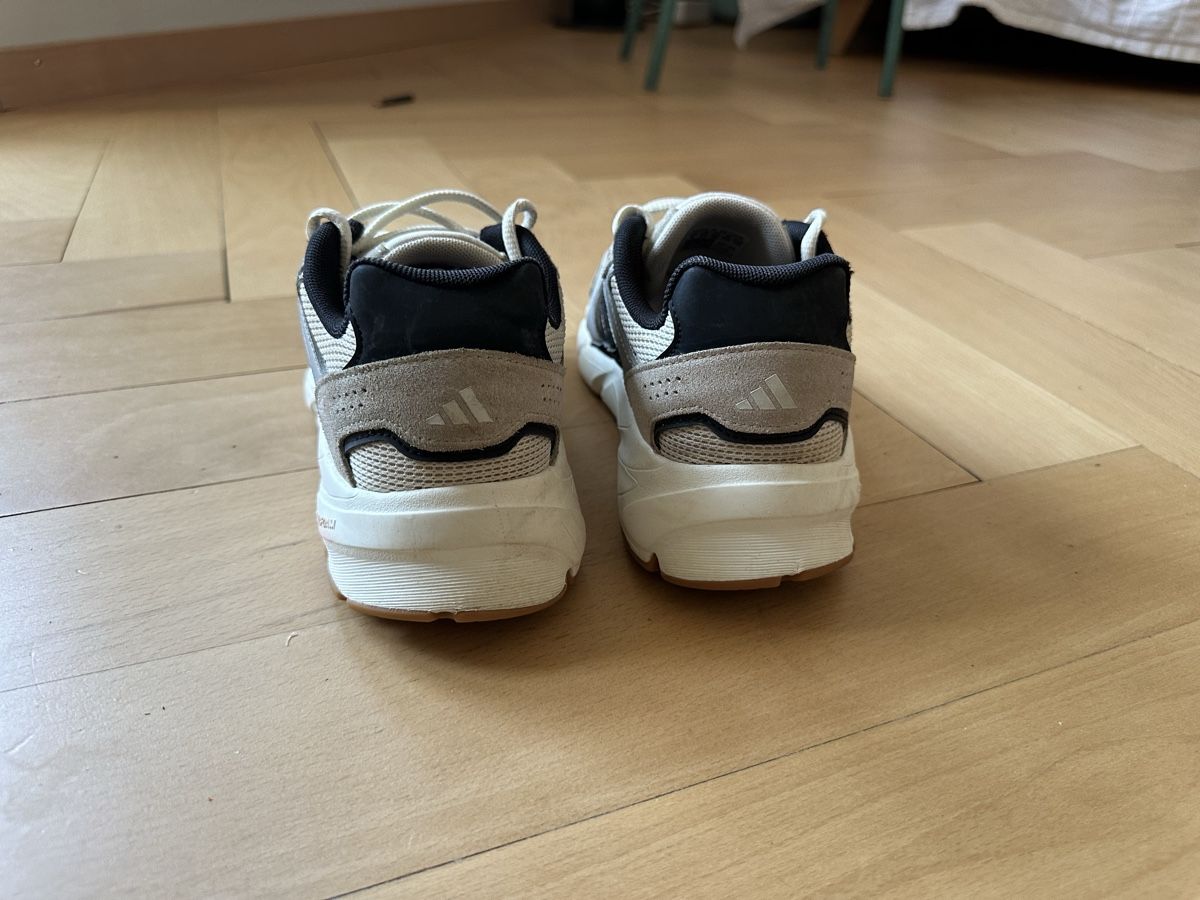 Herrenschuhe: Adidas Response CL Sneaker, Top Zustand, Grösse 36 – Gebraucht aus Bern von nnoorrraa 1