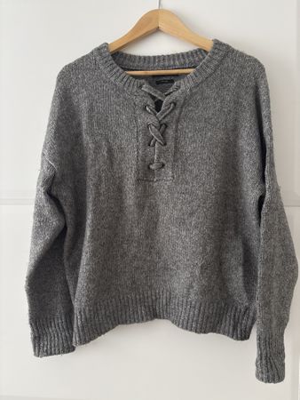 Zara Strickpullover mit Wolle, Grösse S, Grau