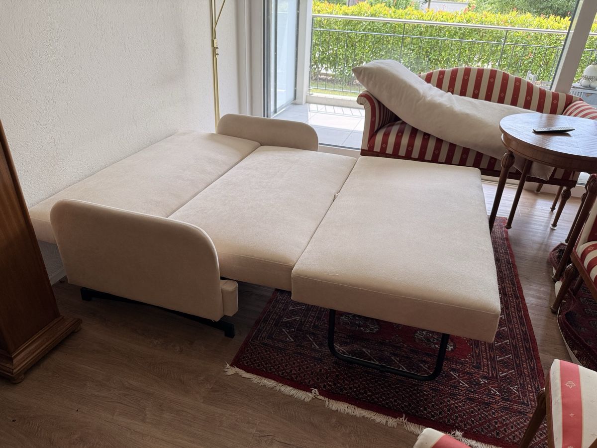 Sofas: Bettsofa Schlafsofa Créme Weiss Sofa – D'occasion à Nidau par Nintschgu 2