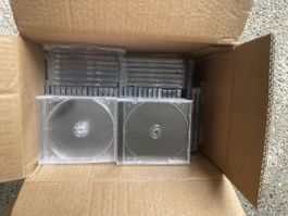 100 leere CD Hüllen