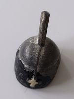 antiker miniatur Helm Militär