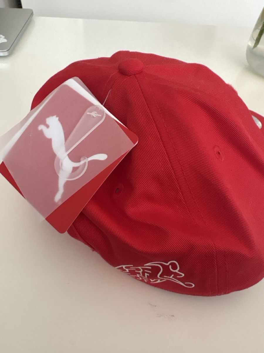 Puma Copricapi, berretti & cappellini: Casquette suisse rouge foot puma – Nuovo e nell'imballaggio originale da Pully venduto da kaba07 1