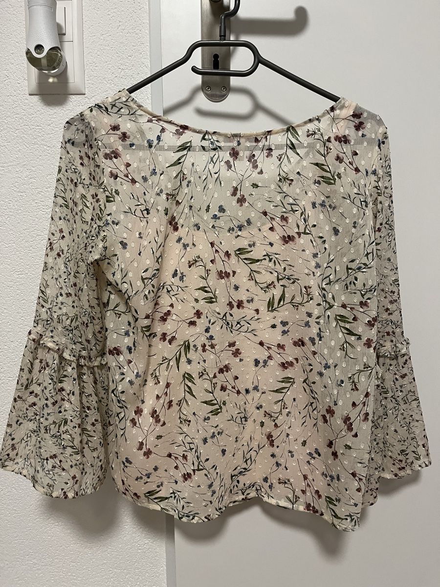 Esprit Blusen: Bluse floral Esprit 32 neu – Neu (gemäss Beschreibung) aus Birrwil von vanyboo 1
