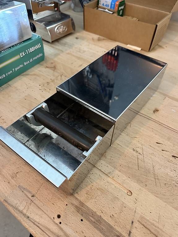 Elettrodomestici da cucina: Abschlagbox von JoeFrex aus Edelstahl. – Usato da Oberlunkhofen venduto da Donsmo 1