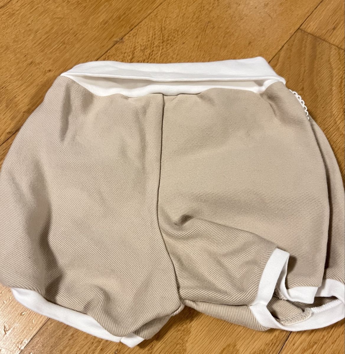 Sanetta Pantaloni: Shorts Kurze Hose Sanetta Gr. 92 – Usato da Zollikerberg venduto da Huglina 1