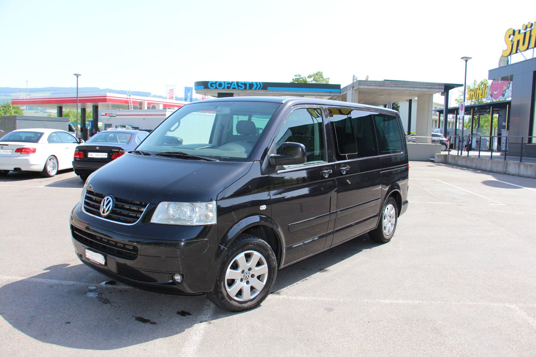 VW Automobili: VW T5 Multivan Comfortline 174 PS, event. Getriebeschaden – Difettoso da Eggenwil venduto da Patmaan
