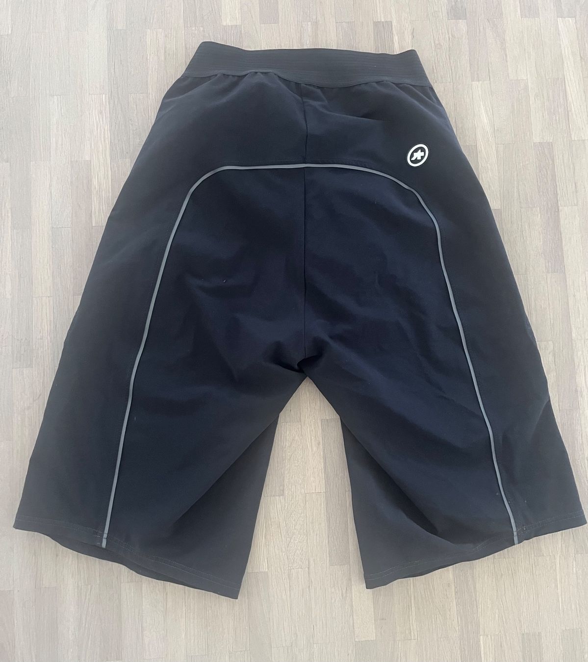 Assos Pantaloni: Assos Cargo Shorts, Grösse M – Usato da Olten venduto da Macfewer 1