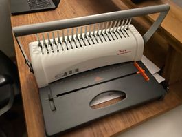 Bindemaschine / Machine à relier