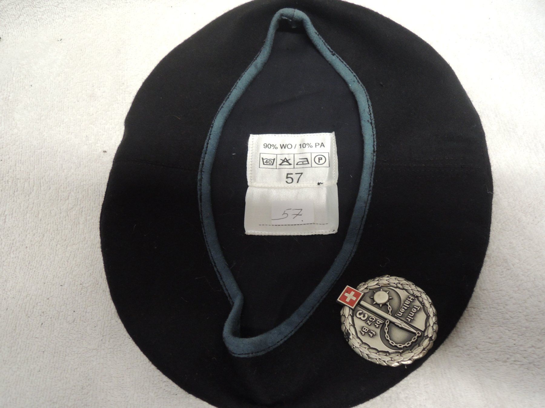 Uniformen: Schweizer Armee Béret mit Emblem sehr schön! – Gebraucht aus Uznach von Othmar52 2