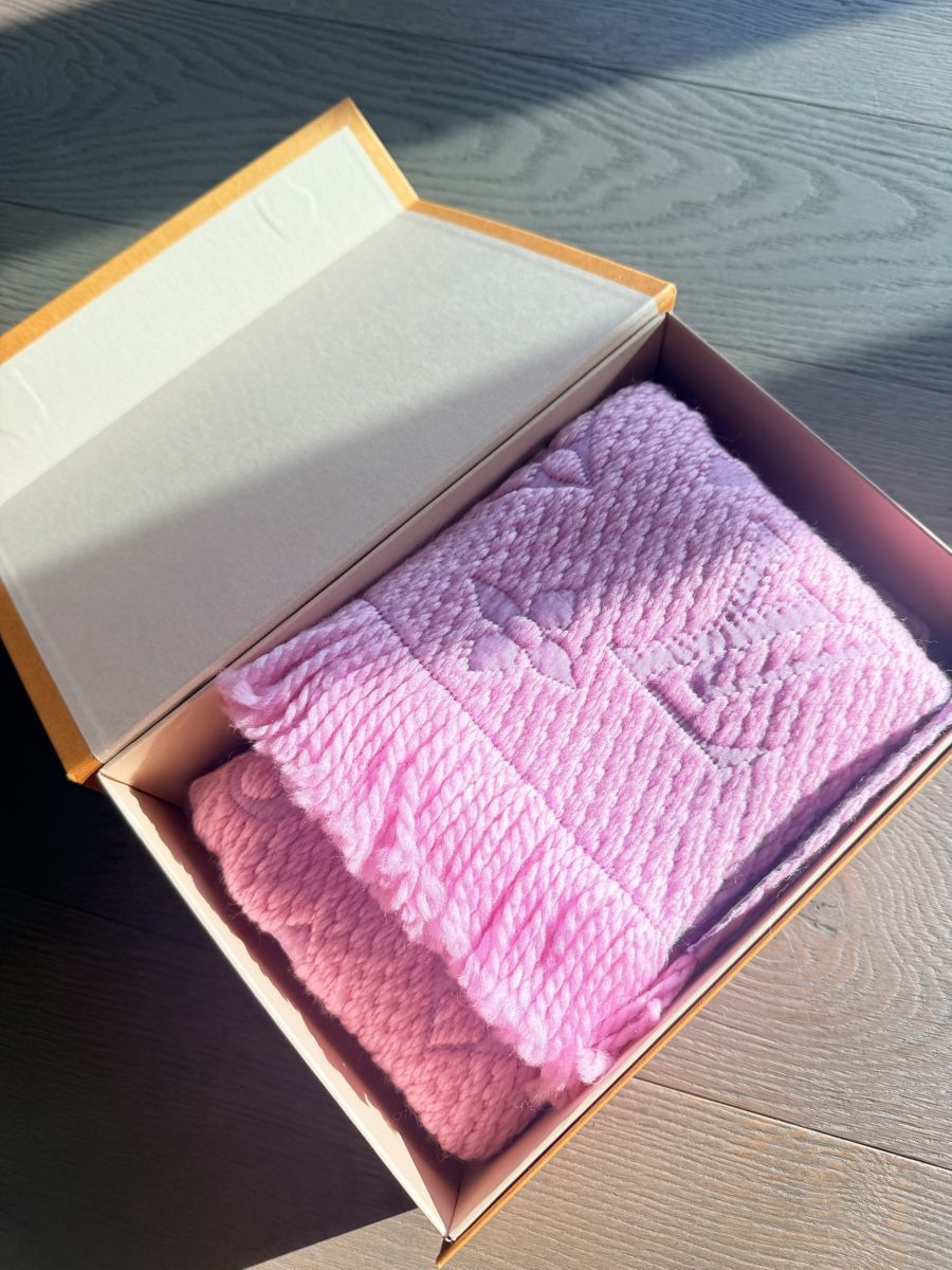 Louis Vuitton Foulards & écharpes: Louis vuitton scarf – Neuf avec emballage d'origine à Melide par Nikola-123 6
