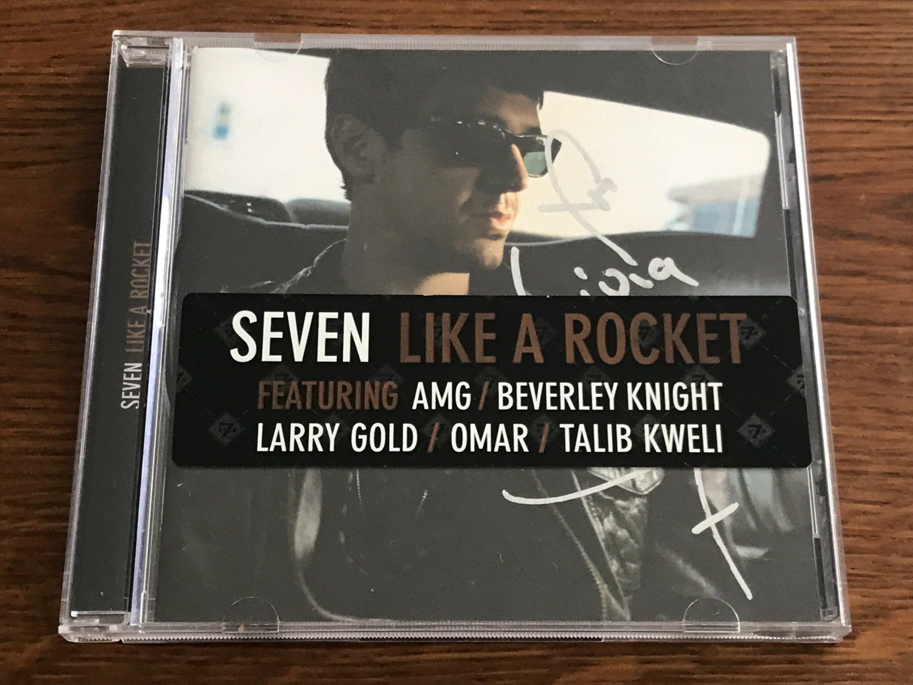 CDs: SEVEN - Like A Rocket - Signiert – Gebraucht aus Buchs AG von Archie
