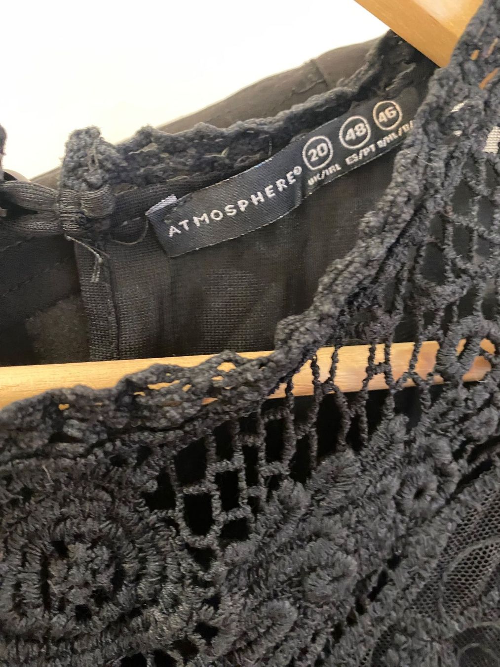 Lotti di vestiti: 3 Oberteile (Top, Bluse, Pullover) schwarz Gr. 46 – Usato da Pratteln venduto da a23_j2gs 8