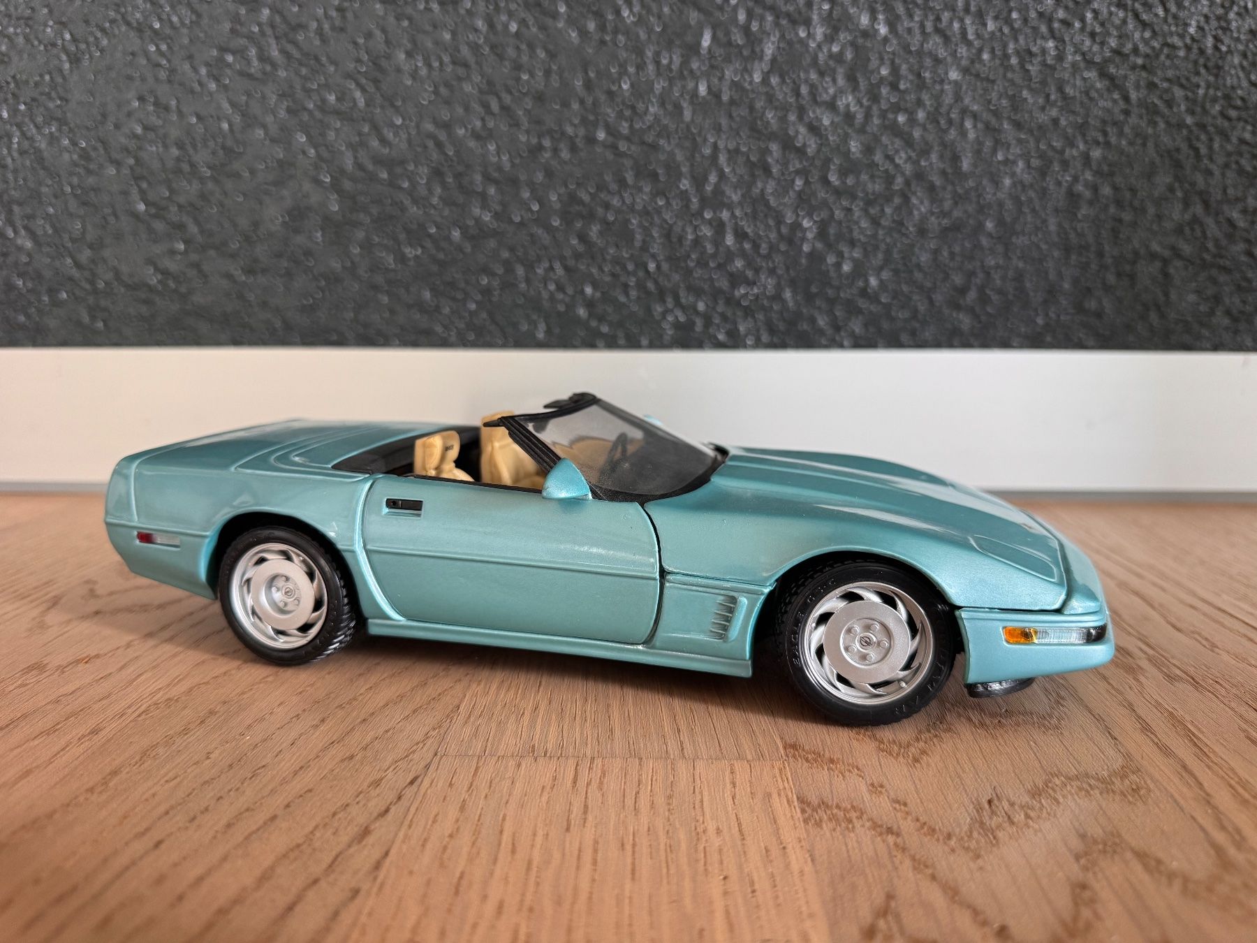 Chevrolet Modellini d'auto: Corvette C4 facelift 1/18 – Usato da Gerlafingen venduto da Aebu85