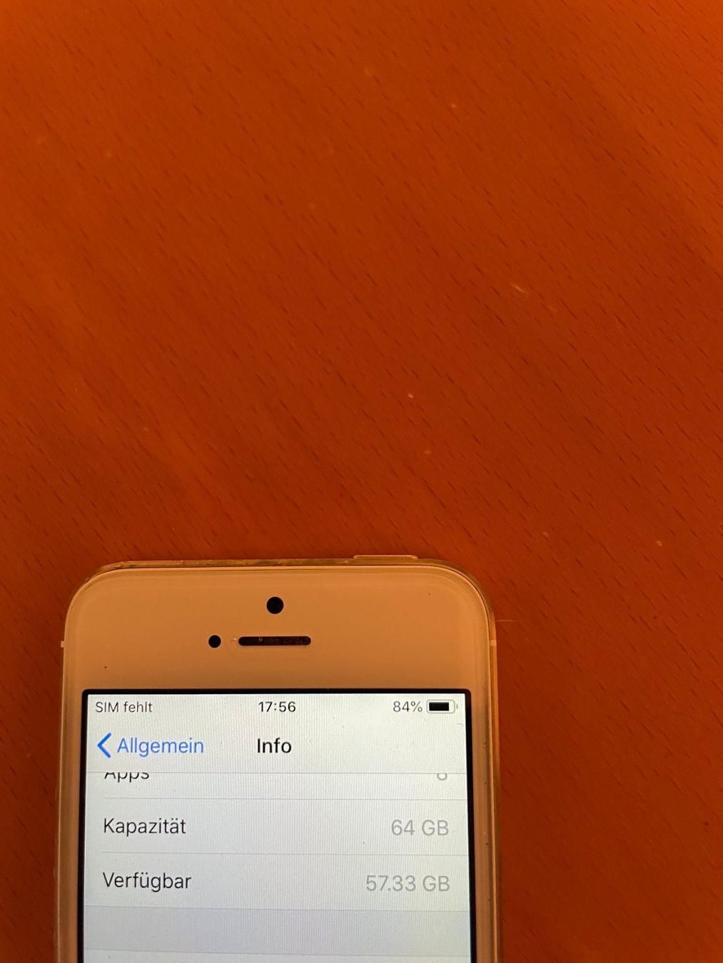 Apple Handys / Smartphones: Iphone 5s 64 GB Gold mit Schutzhülle – Gebraucht aus Baar von Amarillis3 1