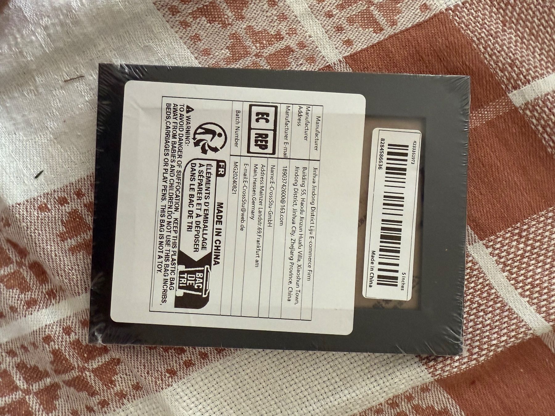 Cornici: Schwarzer Bilderrahme, neu & originalverpackt, 13 x 18 cm – Nuovo e nell'imballaggio originale da Riehen venduto da ann_76jw 1