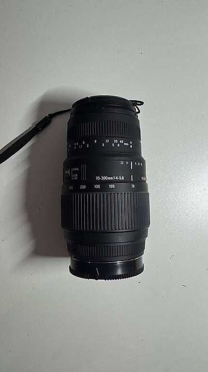 Sony Appareil photo: Sony A77 Set + 4 Objektive + Tasche (Lowepro) – D'occasion à Buonas par fab_h99b 4