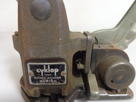 Spannmaschine für Paletten mit Klammern alt
