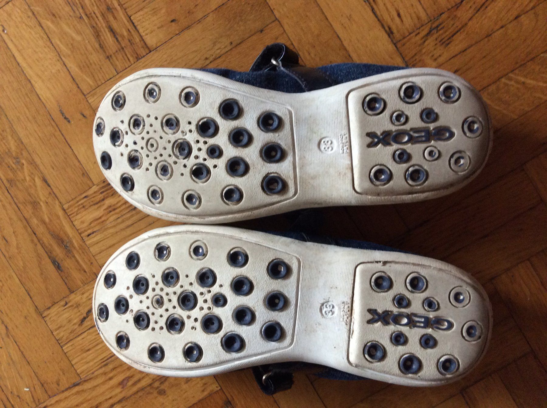 Geox Scarpe per ragazzi: Geox Baskets + Geox ballerine - pointure 33 – Usato da Le Mont-Pèlerin venduto da dundun1 4