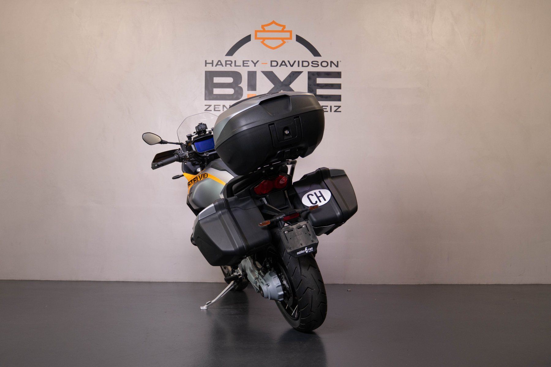 Moto Guzzi Enduro: Moto Guzzi Stelvio – Usato da Hünenberg venduto da Maxim369 3