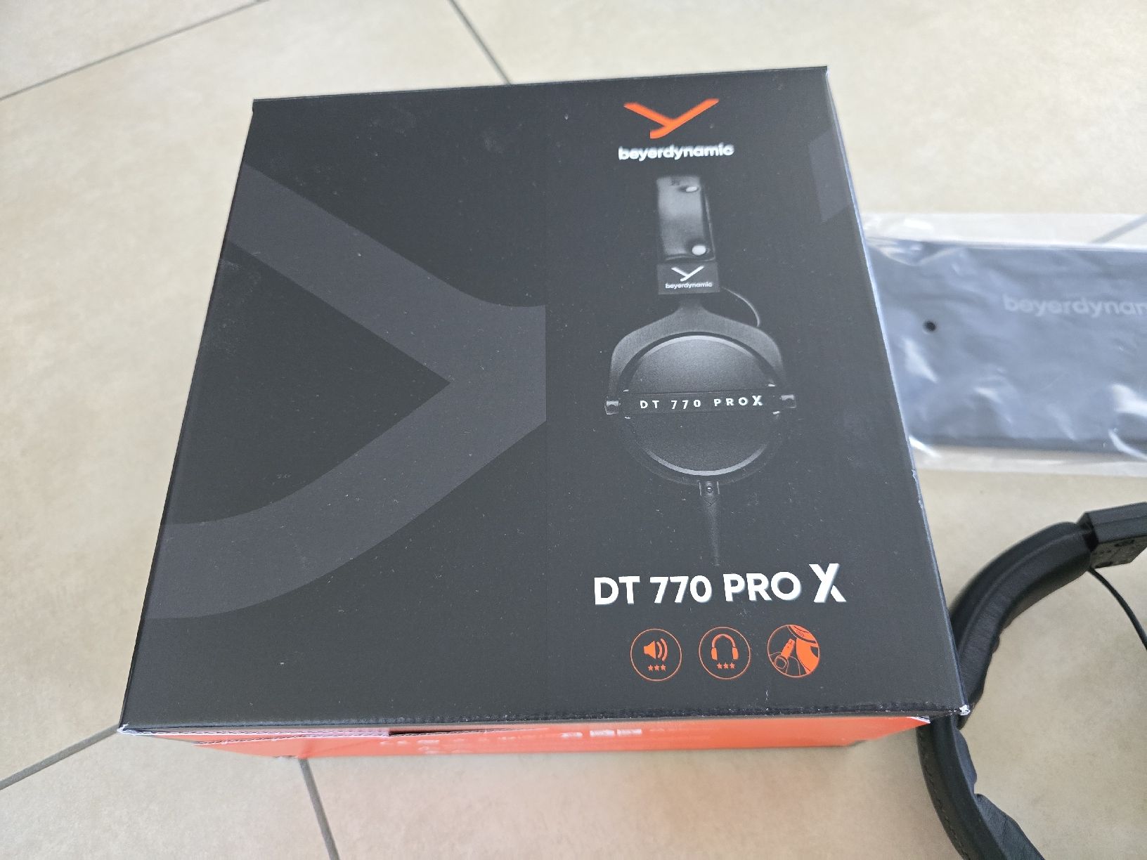 Beyerdynamic Casques audio: Beyerdynamic DT 770 PRO X – D'occasion à Rickenbach b. Wil par VeryLovelyThings 1
