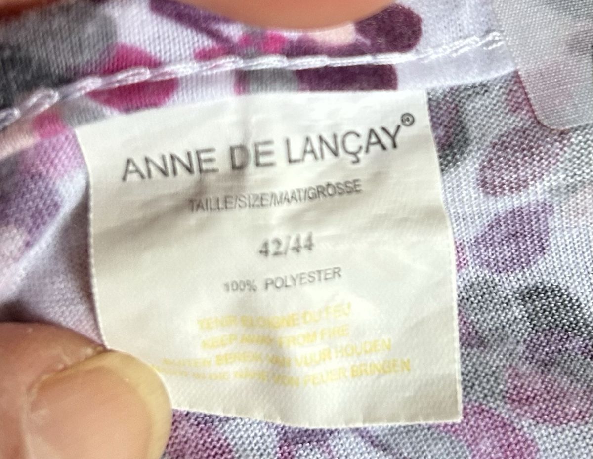 T-shirt: T-Shirt Grösse 42/44 – Usato da Lengnau AG venduto da Mefari 2