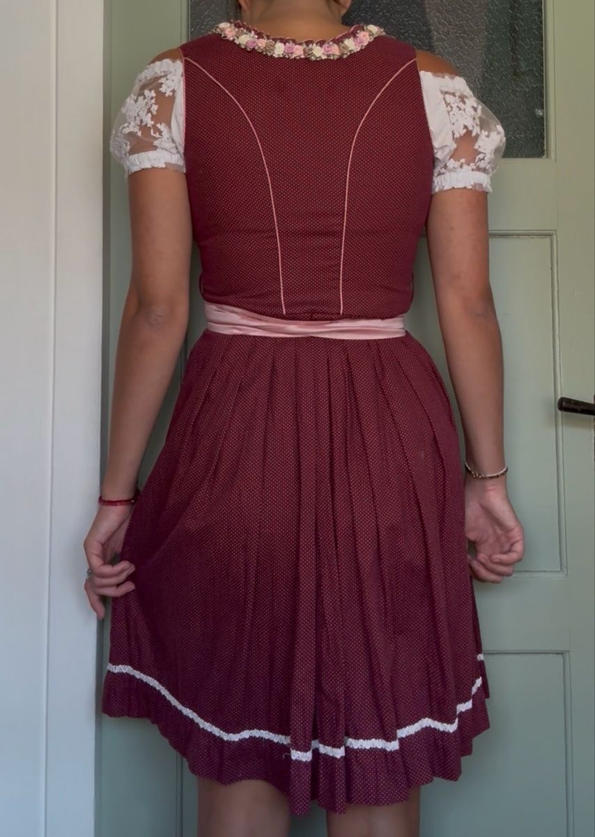 Robes: Marjo Dirndl – D'occasion à Langenthal par Nina_Leonie 1