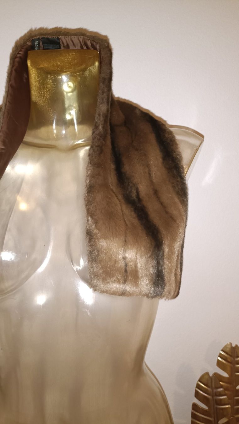 Foulards & écharpes: Massimo Dutti Accessoire – D'occasion à Dübendorf par Me_sa 1