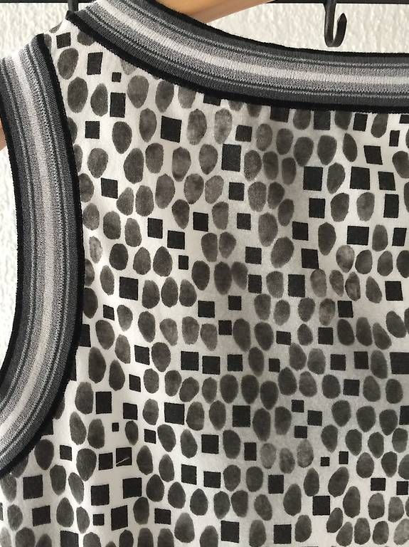 T-shirts: Marc Cain Shirt – D'occasion à Meisterschwanden par xX3000Xx 1