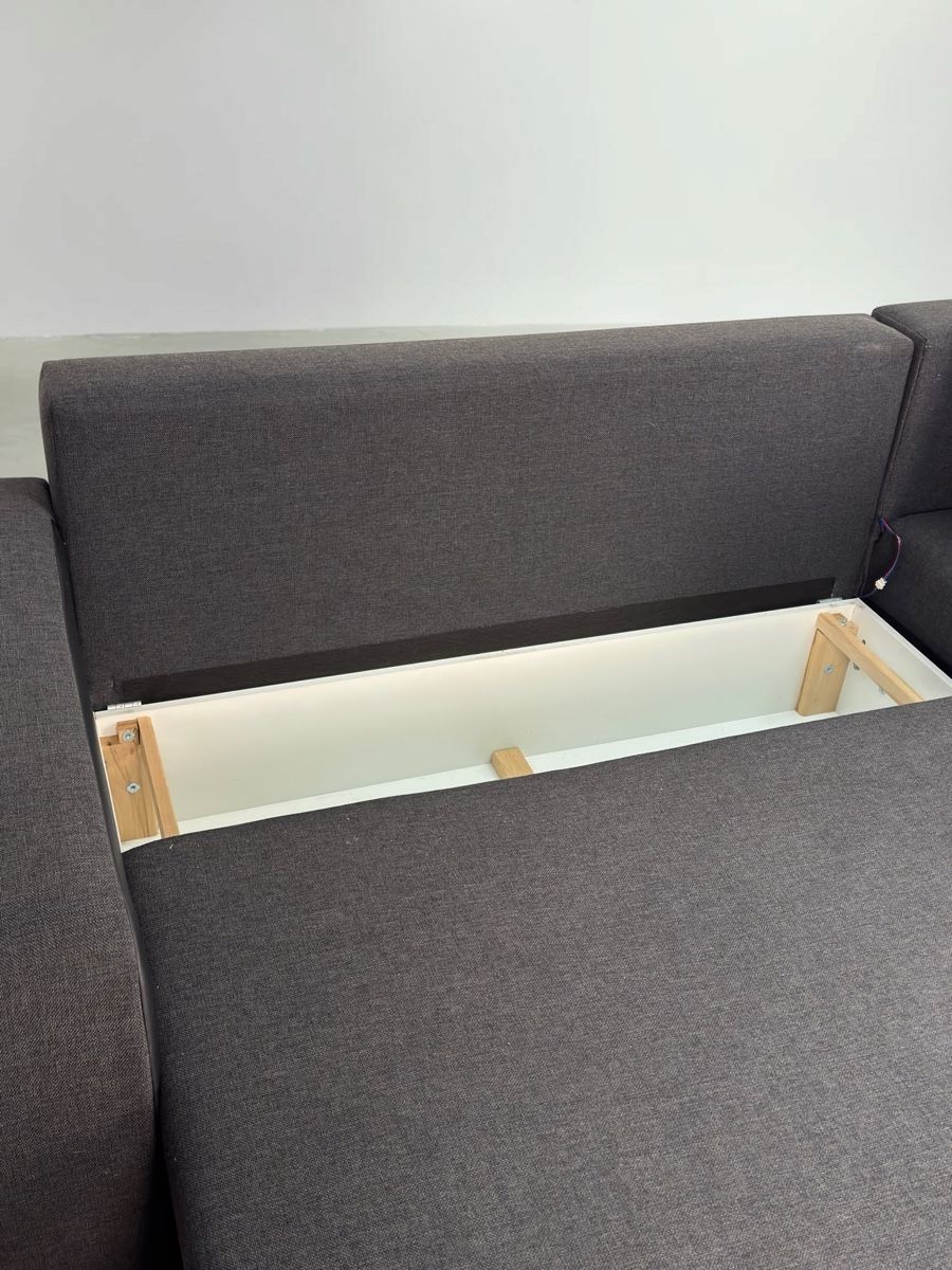 Divani: Schwarzes Ecksofa mit Schlaffunktion und Stauraum – Usato da Bachenbülach venduto da Sofalab.swiss 1