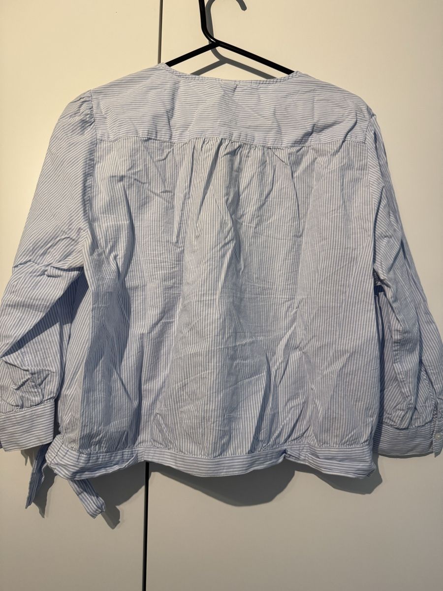 Blusen: Damen Wickelbluse gestreift Grösse M neuwertig – Gebraucht aus Allschwil von ana_87pj 2