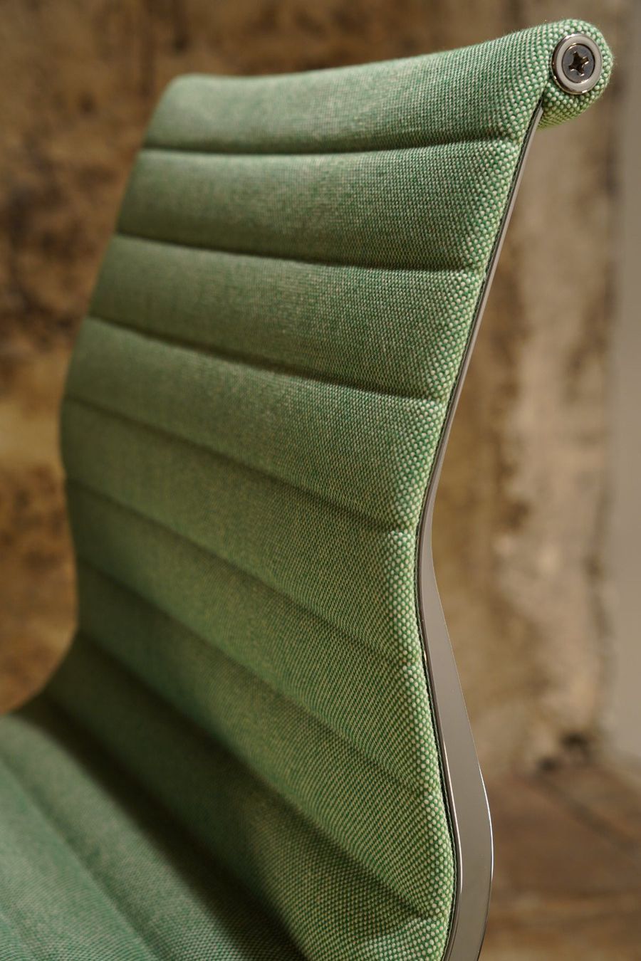 Vitra Sedie: Neu - VITRA - EA105 - Charles & Ray Eames - Aluminium Chair – Nuovo e nell'imballaggio originale da Biel/Bienne venduto da 33drei 4
