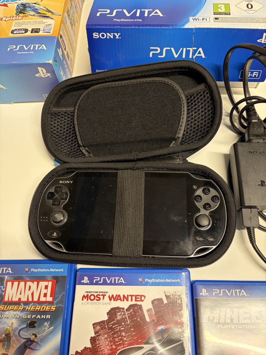 Sony Console: PS VITA MIT OVP und Spielen – Usato da Muttenz venduto da Mirc99