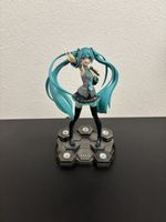 Figur Hatsune Miku mit Sockel