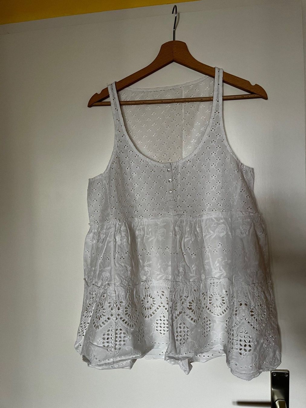 Top: Top  Gr L-XL – Nuovo (secondo la descrizione) da Rekingen AG venduto da Barmaleus