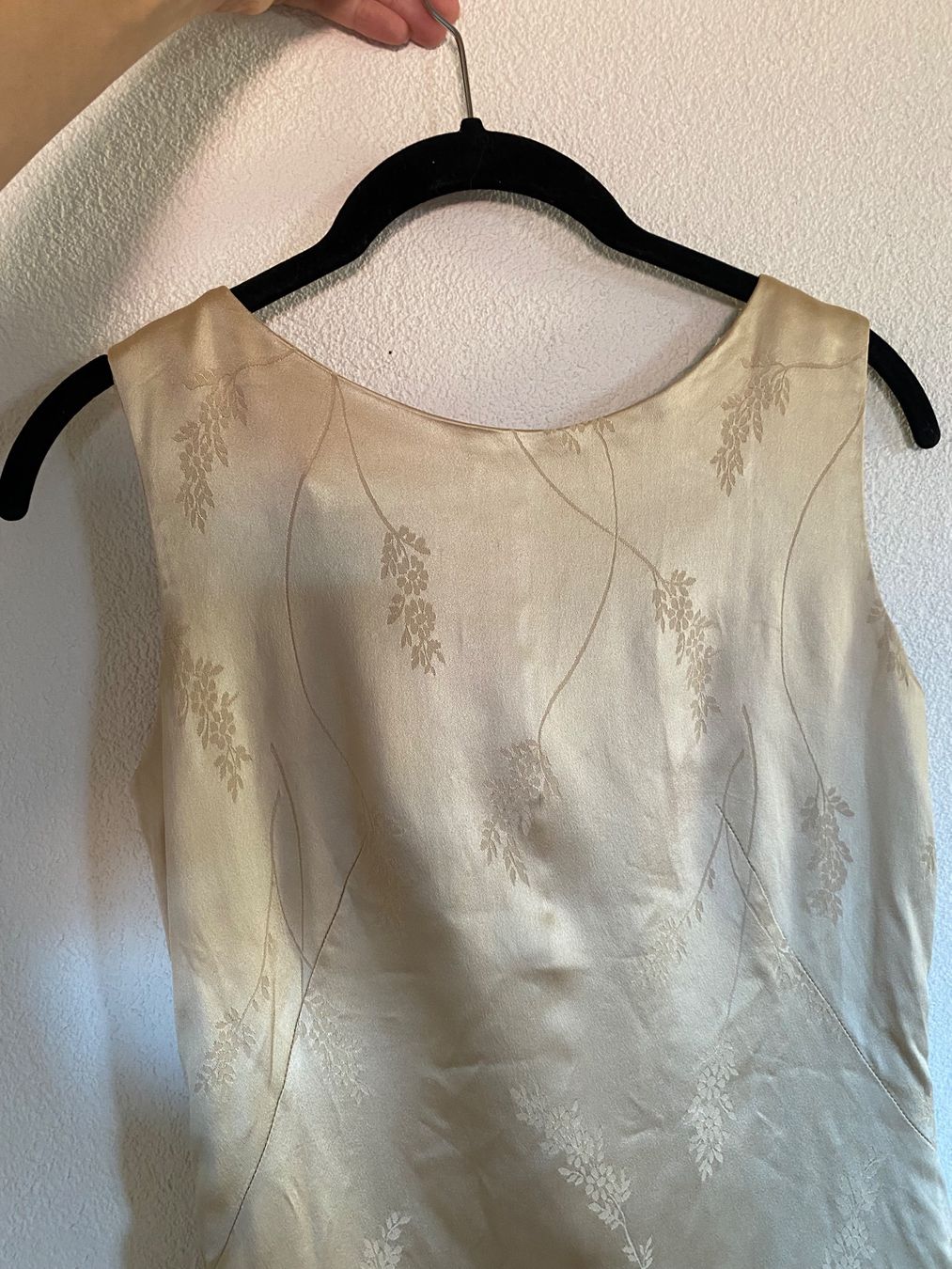 Kleider: Mini Robe satin crème – Gebraucht aus pont-la-ville von dia_tt5h 1
