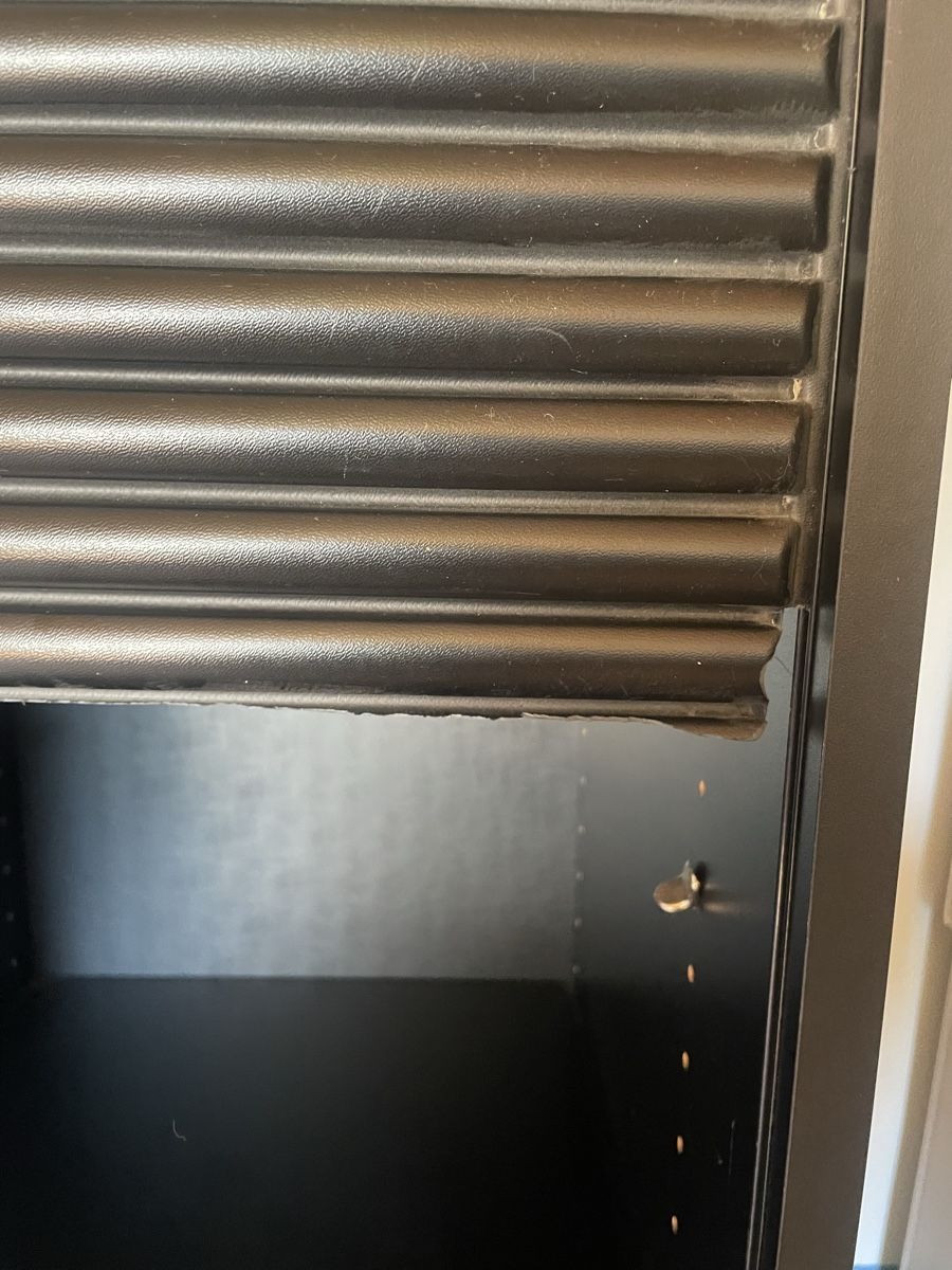 Scaffali: Rollladenschrank – Usato da Freidorf TG venduto da ibipatria 3