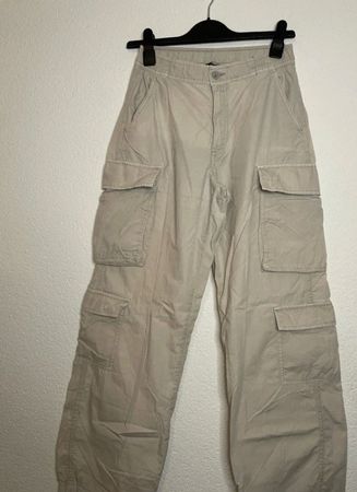 Cargo Hose beige Gr. 38 S/M leichter Stoff